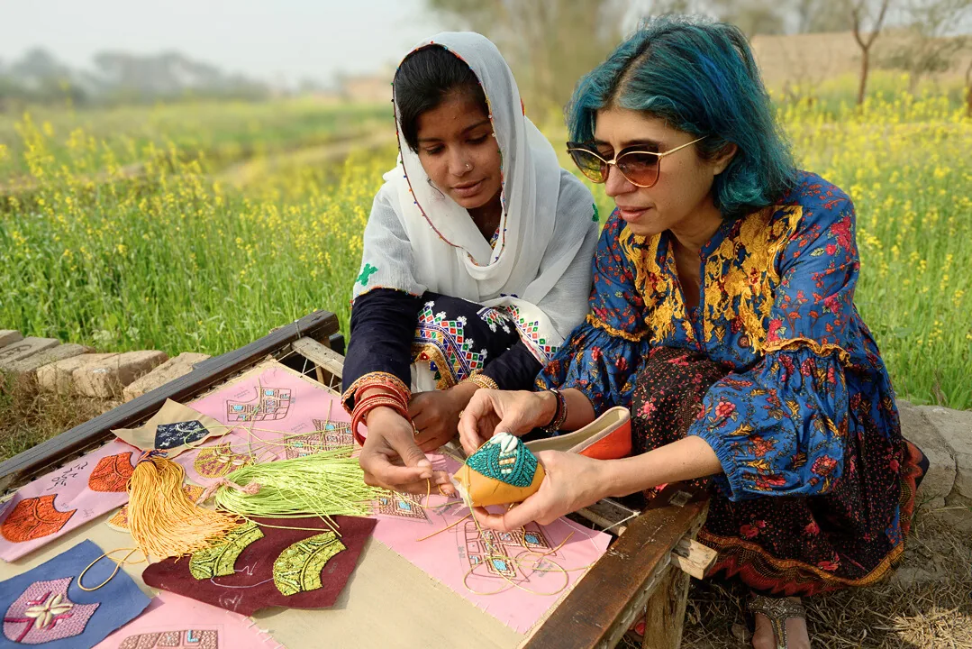 Meher Kakalia artisans at work